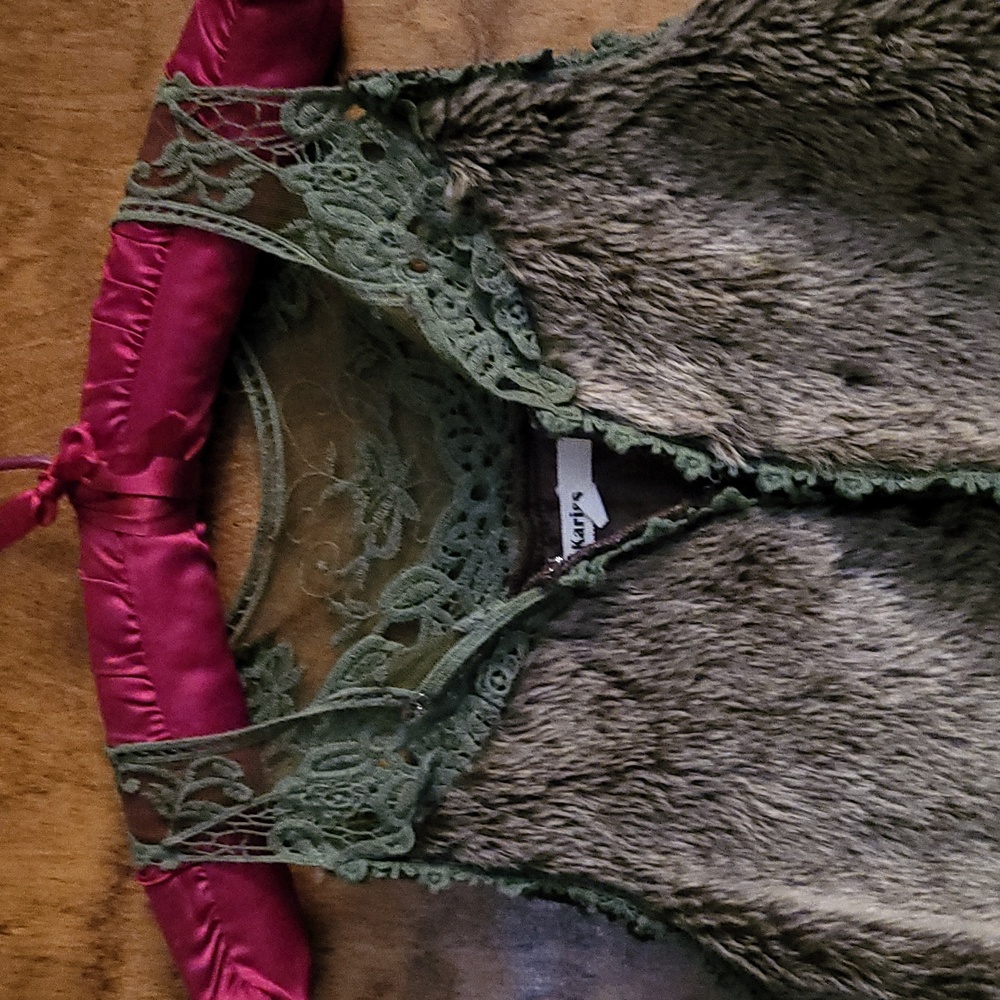Shaggy fur embroidered top L - Picture 5 of 13